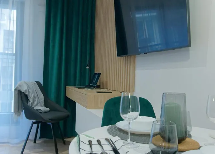 Oasis - Center - Free Parking - Self Check-in Apartmán